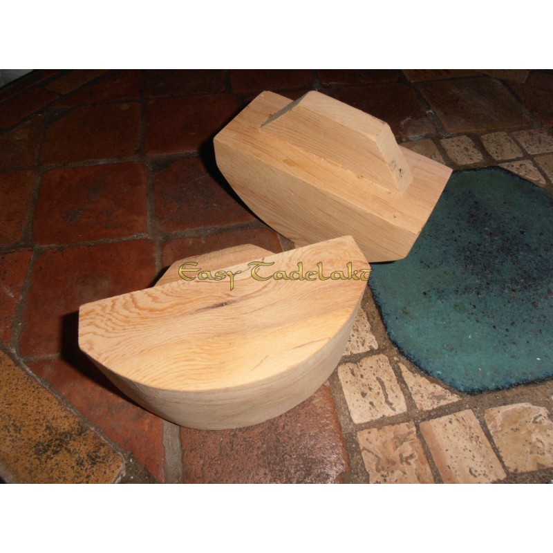 Wooden half moon trowel Big